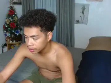 bigcock_moreno from chaturbate