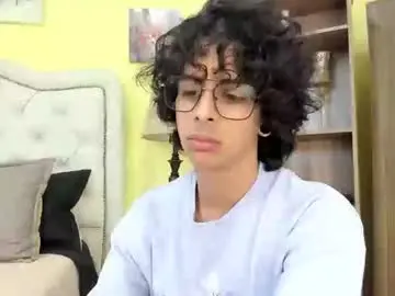 Chaturbate Nude Webcam of ibratxandy