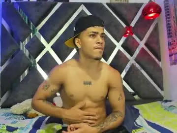 Chaturbate Adult Video Chat of izaak_taylor7