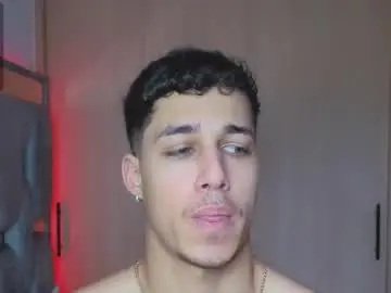 Chaturbate Best live sex cam show of orionblaze69_