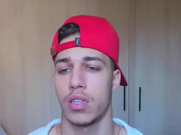 Chaturbate Best live sex cam show of orionblaze69_