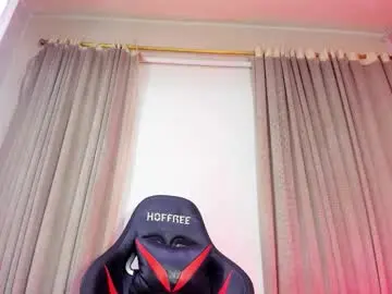 Chaturbate Adult Video Chat of aleja_hill