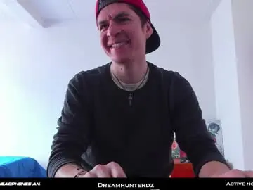 Chaturbate Live Sex of dreamhunterdz