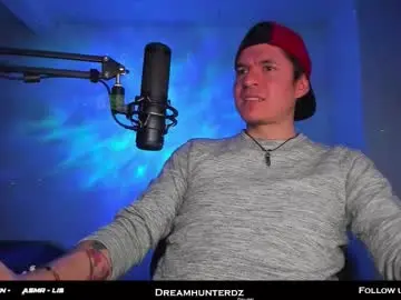 Chaturbate Free Porn Cam of dreamhunterdz