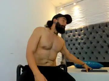 Chaturbate Watch Live Sex Cams of little_ronny