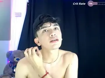 Chaturbate Nude Webcam of benji_hoter