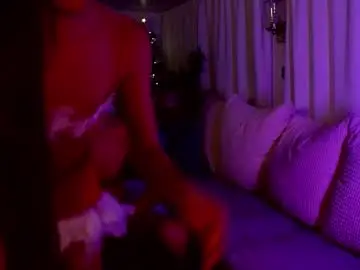 Chaturbate Sex Cam of l_and_elle