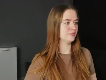 Chaturbate Best live sex cam show of robert_lisa