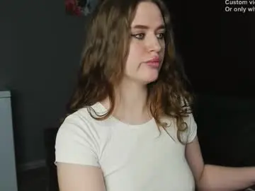 Chaturbate Live Sex Cam of robert_lisa