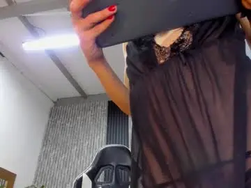 caitlyn_joness_ from chaturbate