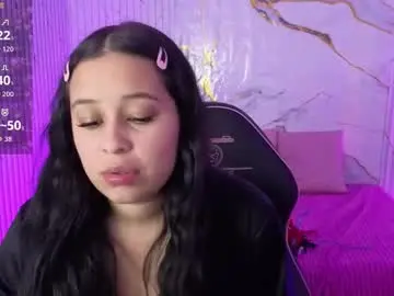 Chaturbate Live Sex Cam of candyy_tay1