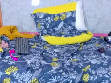 Chaturbate Adult Webcams of curvyhomebebe