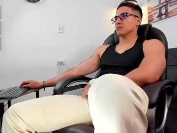 Chaturbate Adult Webcam of dash_bukoski