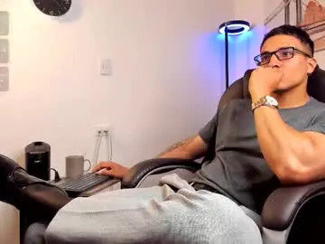 Chaturbate Best live sex cam show of dash_bukoski