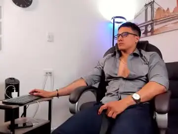 Chaturbate Adult Webcam of dash_bukoski