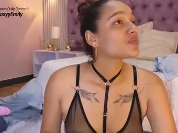 emily_foxyy from chaturbate