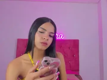 Chaturbate Nude Webcam of isadoraa1