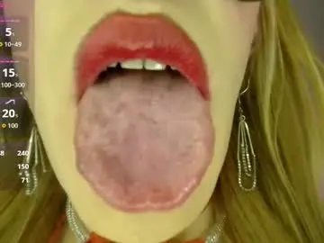 Chaturbate Live Sex Cam of katylove888