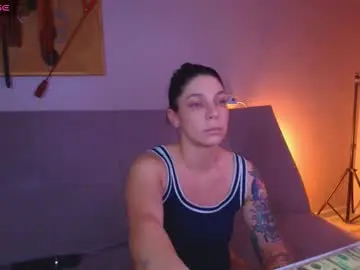 simona_moonshine from chaturbate
