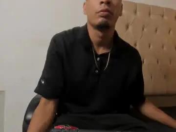 Chaturbate Adult Video Chat of dave_skinnycum420