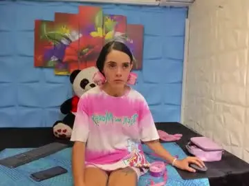 Chaturbate Live Sex Cam of lucy_unlimited