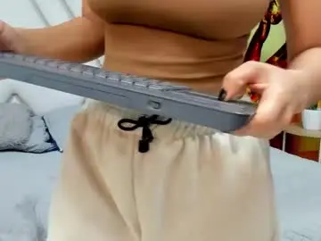 mia_kleim from chaturbate