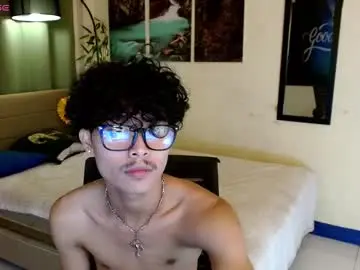 Chaturbate Free Live Porn of yourasiancarl