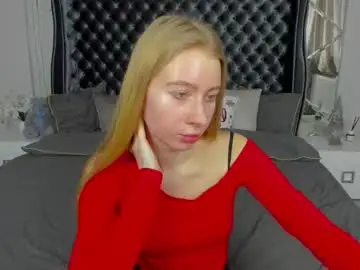 Chaturbate Live Sex Cam of alina__blonde