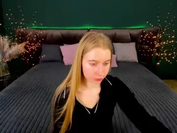 Chaturbate Live Sex of alina__blonde