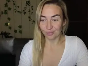 Chaturbate Best live sex cam show of ay_kiss_jully