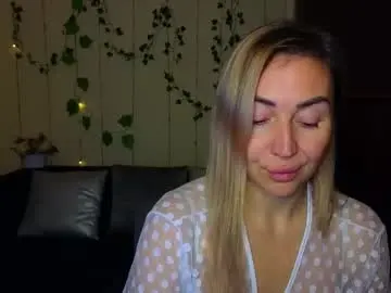 Chaturbate Adult Video Chat of ay_kiss_jully