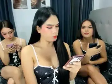 Chaturbate Watch Live Sex Cams of queen_arnie4utsxxx