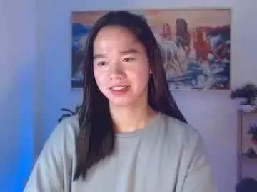 yourtinybunny from chaturbate