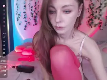 Chaturbate Live Sex Cam of lessy_lasska