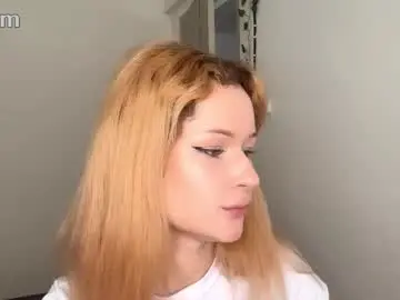 pixieyes0n from chaturbate