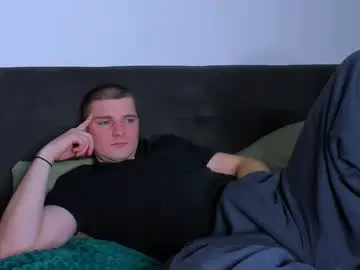 Chaturbate Watch Live Sex Cams of your_claddagh