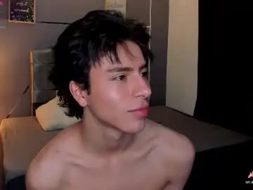 Chaturbate Best live sex cam show of chrristopher77