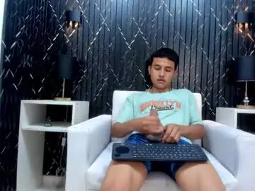 Chaturbate Sex Chat of zack_morrys