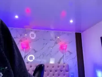 Chaturbate Watch Live Sex Cams of auroradiaz_