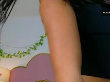 Chaturbate Live Sex Cam of emmacrush