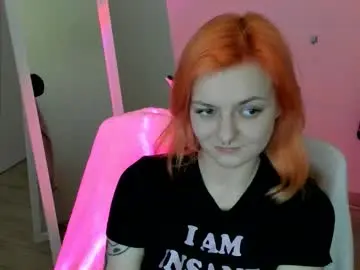 Chaturbate Live Sex of red_bestie_