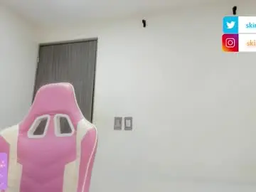 Chaturbate Sex Chat of skinnyy_16