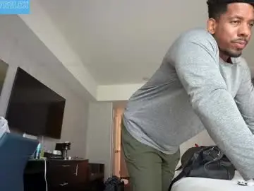 10inch_gymjunky from chaturbate
