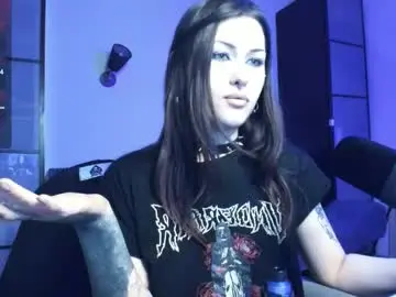 Chaturbate Best live sex cam show of crimson_web