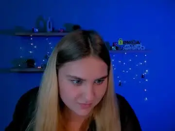 Chaturbate Adult Video Chat of dina_bloom