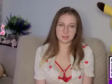 oliviavele from chaturbate