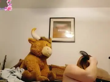 Chaturbate Live Sex Cam of explicitshaybaby