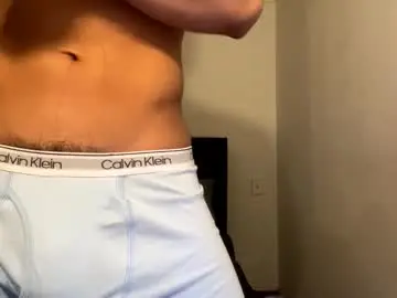Chaturbate Live Sex Cam of yourguuy21