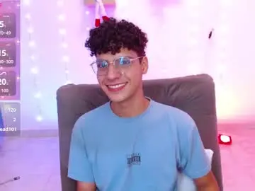 Chaturbate Live Porn of dan_sweetboy