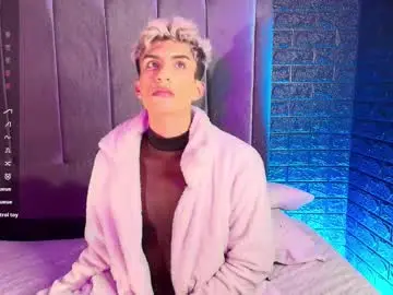 Chaturbate Free Porn Cam of erick_velveth